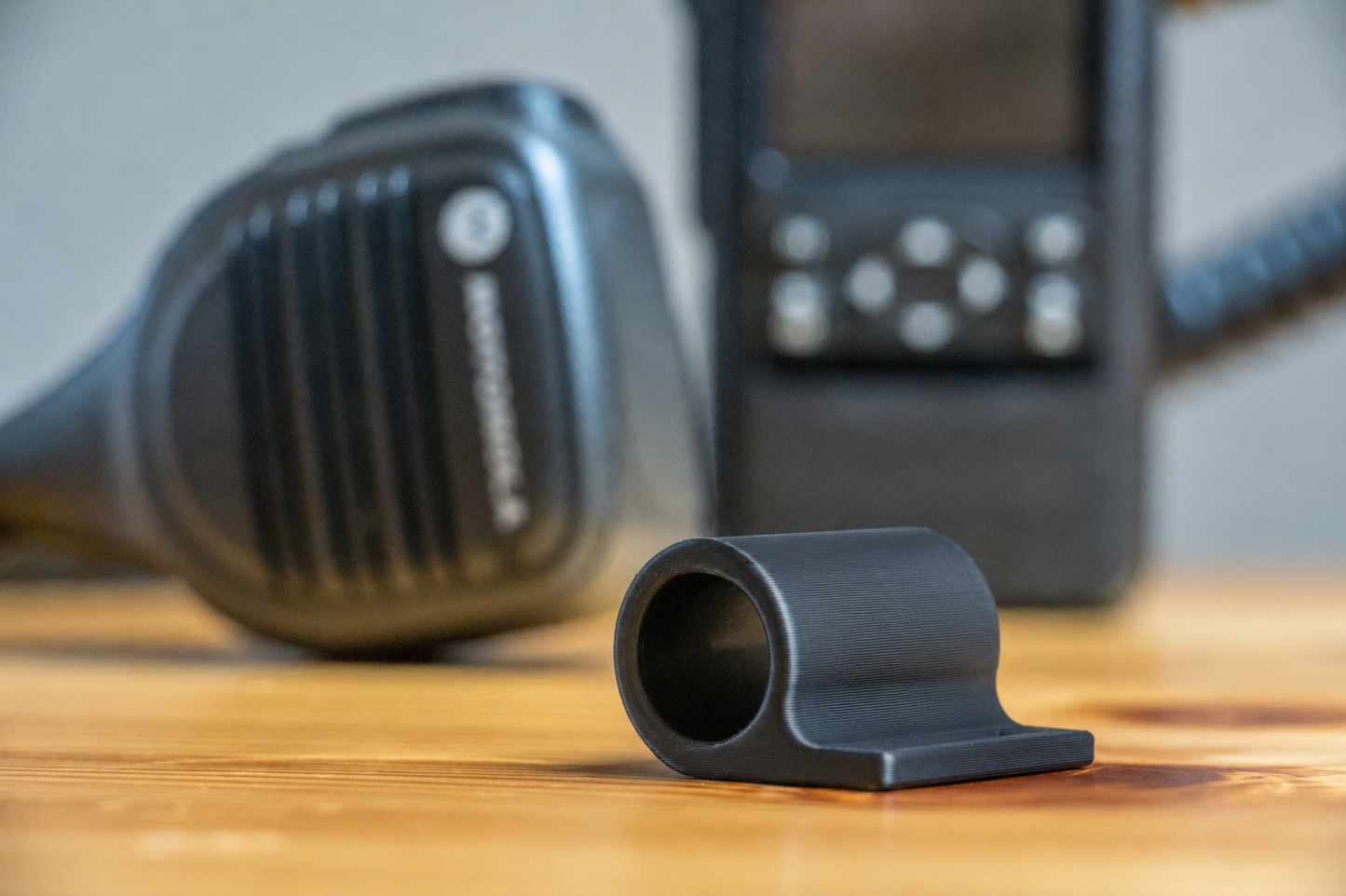 Nosilec mikrofona za postajo Motorola - Sthrom